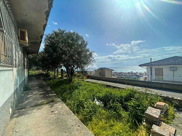 Appartamento con 5 locali in vendita in Via Martin Luther King, Falerna