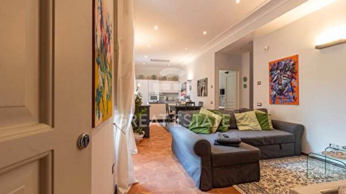 Appartamento con 6 locali in vendita in Via di Piazza del Popolo, Orvieto