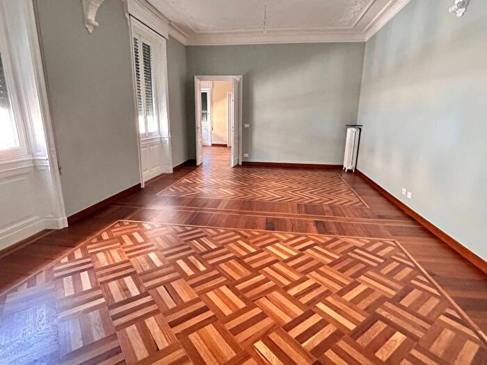 Appartamento con 6 locali in affitto in Corso Firenze, Castelletto, Genova