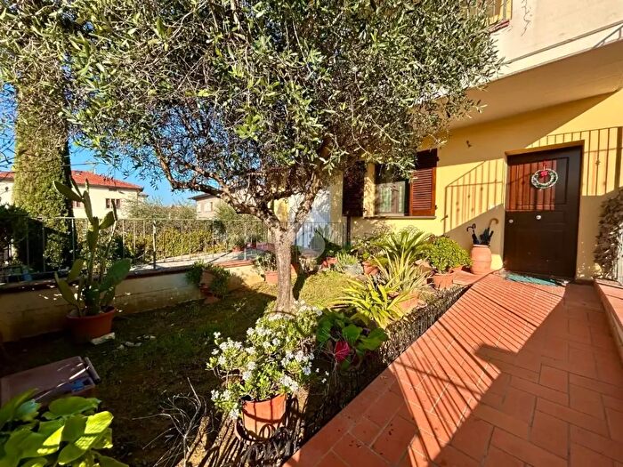 Appartamento trilocale in vendita in Via F d Guerrazzi, Monsummano Terme