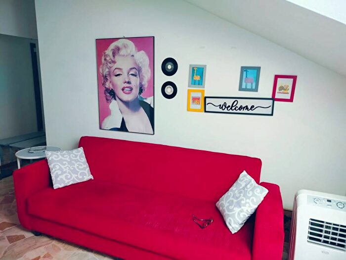 Casa bilocale in affitto in Strada Santo Spirito, Corso Alba Variglie, Asti