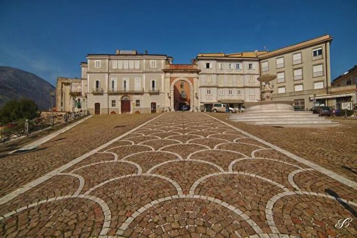 Appartamento monolocale in affitto in Via Roma, Atina