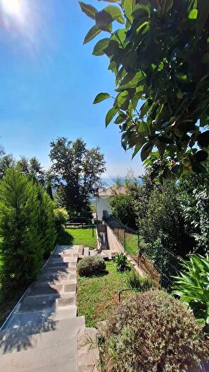 Casa trilocale in vendita in Via Castello, Ponteranica