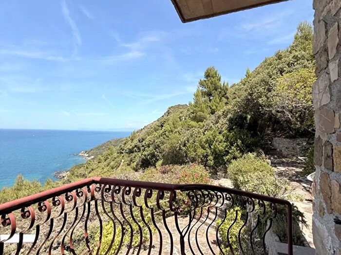 Casa con 6 locali in affitto in Orbetello