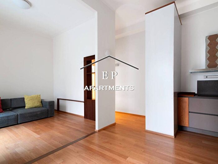 Appartamento bilocale in affitto in Dezza, Milano