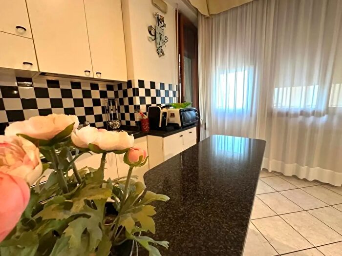 Appartamento con 5 locali in vendita in Iulio Masini, Empoli