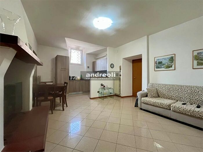 Appartamento quadrilocale in vendita in Cupramontana