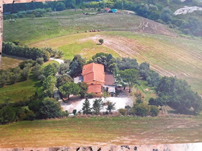 Casa con 15 locali in vendita in Terme Via del Commercio Sud Loc La Quercia Casciana Terme Lari, Casciana Terme Lari