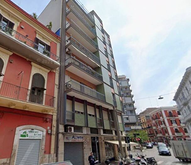 Appartamento trilocale in affitto in Via Giandomenico Petroni, Umbertina Madonnella, Bari