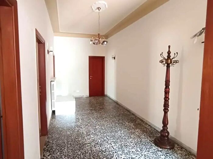 Appartamento trilocale in vendita in Poggibonsi