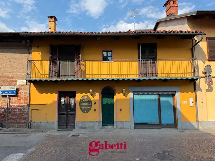 Casa con 5 locali in vendita in Via Balbis, Moretta