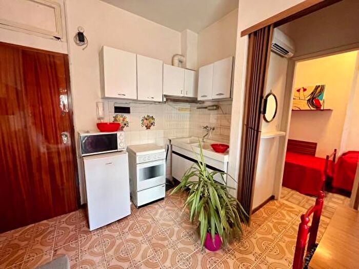 Appartamento bilocale in vendita in Viale Giosuè Carducci, Comacchio