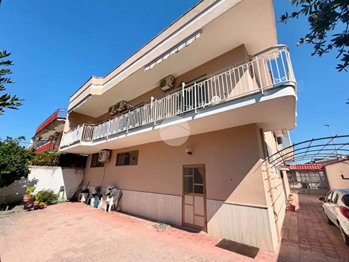 Appartamento con 5 locali in vendita in Via Giustino Fortunato, Casavatore