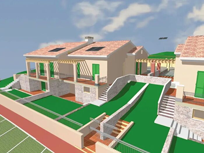 Casa con 7 locali in vendita in Luni