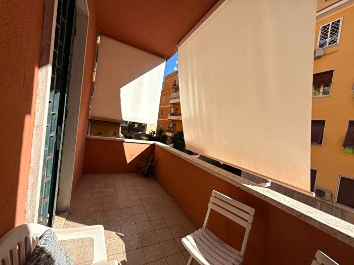 Appartamento bilocale in affitto in Via di Sant'Ippolito, Bologna, Roma
