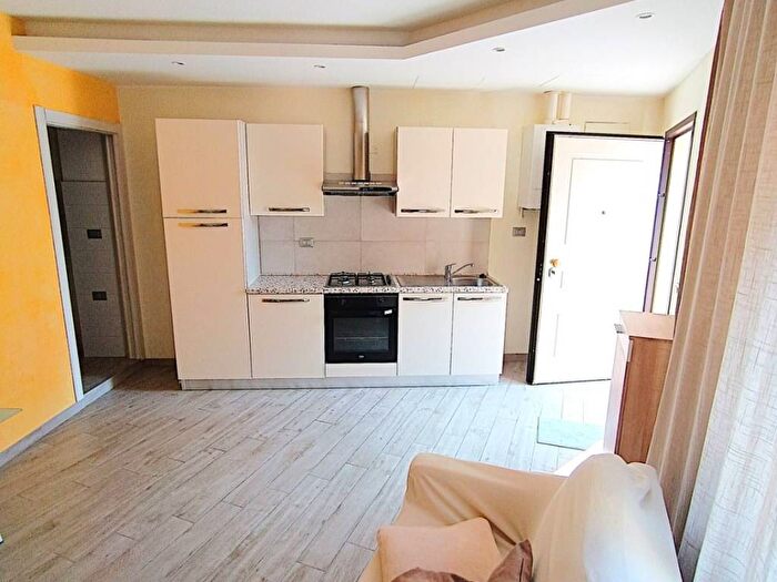 Casa trilocale in affitto in Via Angeli, Centro, Adria