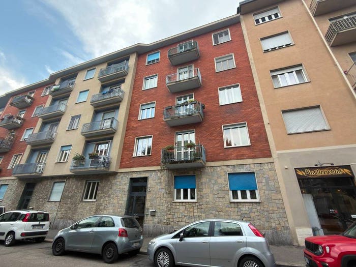 Appartamento trilocale in affitto in Via Vincenzo Steffenone, Lingotto, Torino