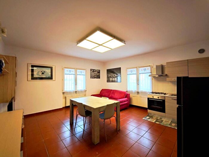 Appartamento quadrilocale in affitto in Via Italia, Cascinali Zanga, Cerrione