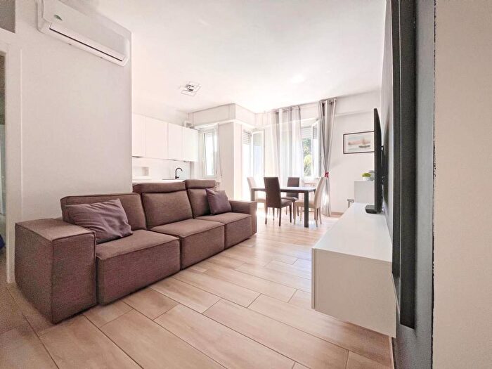 Appartamento bilocale in affitto in Via Visconti, Saronno