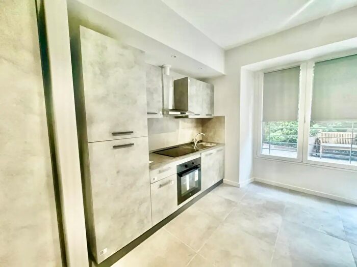 Appartamento monolocale in affitto in Viale Liegi, Roma