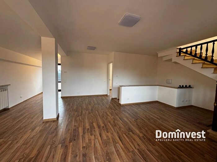 Casa con 6 locali in vendita in Via Caio Acilio, Guidonia Montecelio