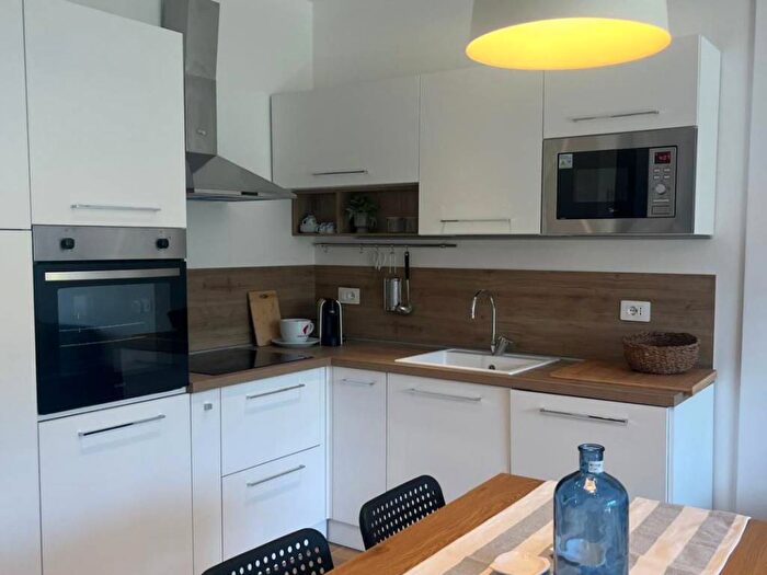 Appartamento bilocale in affitto in Centro, Ameglia