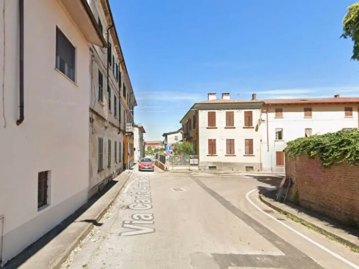 Appartamento trilocale in affitto in Via Carlo Arnaboldi, Broni