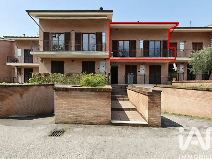 Appartamento con 5 locali in vendita in Via Alcide De Gasperi, Sarnano