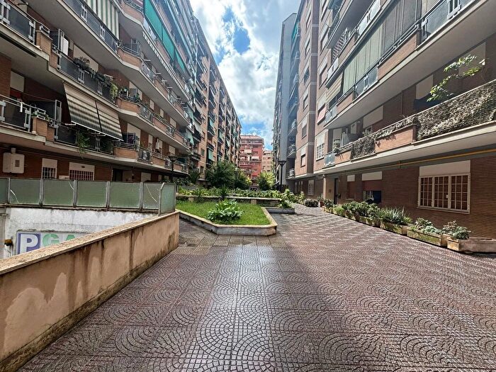 Appartamento bilocale in vendita in Via Bartolomeo Cristofori, Roma