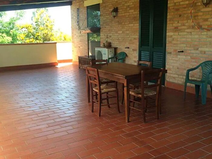 Casa con 6 locali in vendita in Castiglione della Valle, Marsciano