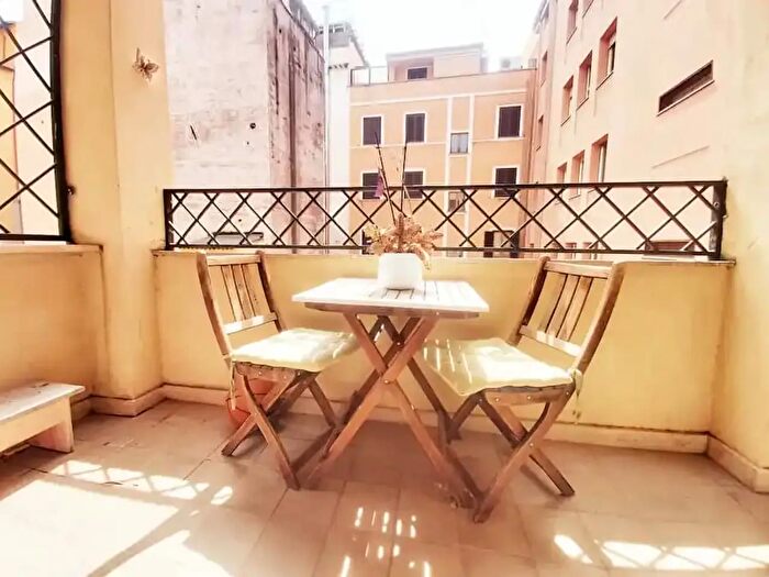 Appartamento monolocale in affitto in Via Paolina, Roma