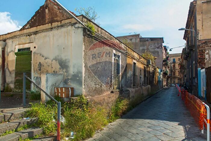 Casa bilocale in vendita in Via Grassi, Catania
