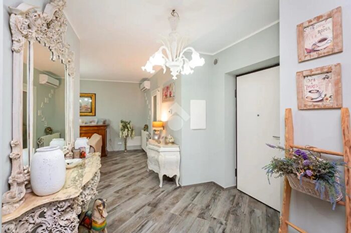 Casa quadrilocale in vendita in Centro Storico Beinasco, Beinasco