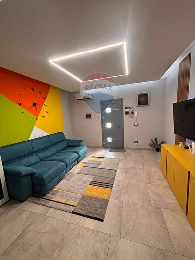 Appartamento trilocale in vendita in Cda Bongiovanni Snc, Augusta