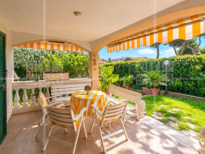 Casa con 5 locali in vendita in Via del Sole, Ladispoli