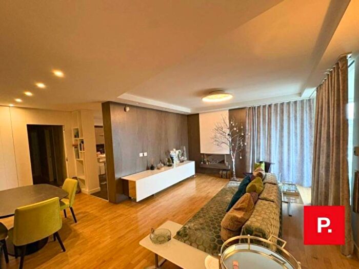 Appartamento con 5 locali in affitto in Via Commaia, Lincoln, Caserta