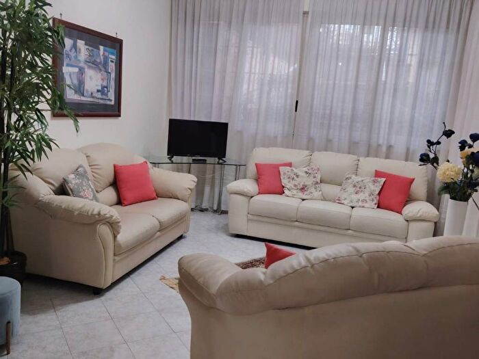 Appartamento quadrilocale in affitto in Via Patroclo, Partanna, Palermo