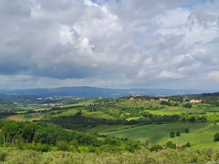 Appartamento trilocale in vendita in Casastieri, Poggibonsi