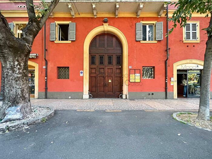 Appartamento trilocale in affitto in Corso Vittorio Emanuele II, Centro Storico, Modena