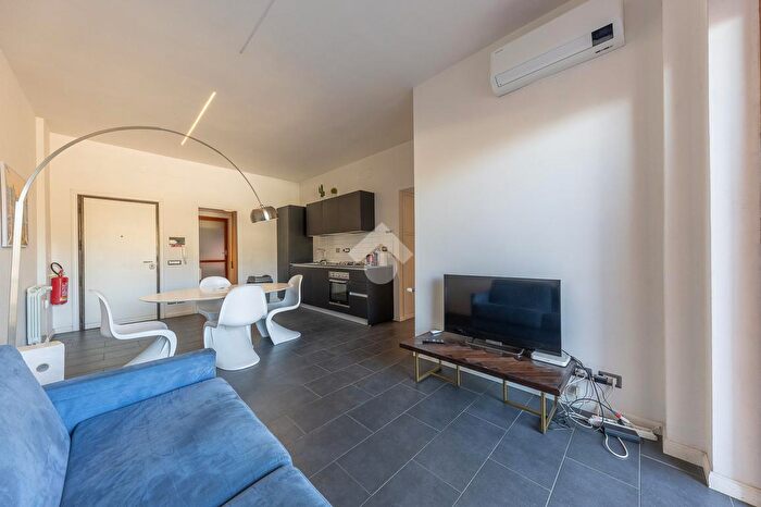 Appartamento trilocale in vendita in Via Baldo degli Ubaldi, Roma