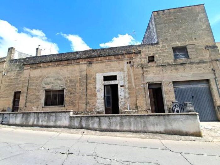 Appartamento con 6 locali in vendita in Via Principe di Piemonte, Alessano