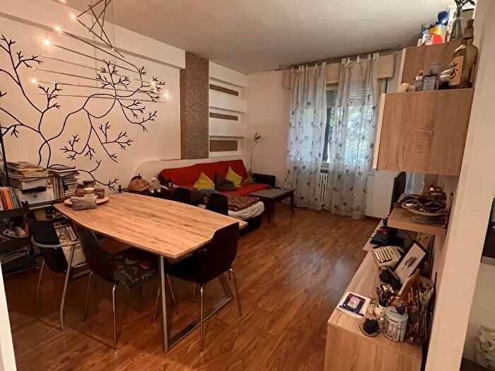 Appartamento quadrilocale in affitto in Modena