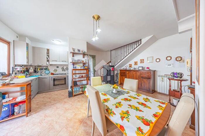 Appartamento quadrilocale in vendita in Via Casilina, Roma