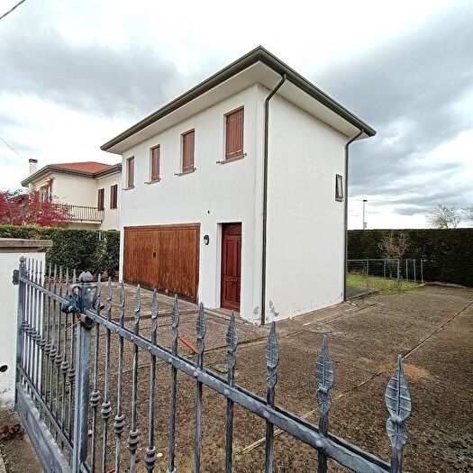 Casa con 6 locali in vendita in Ceregnano