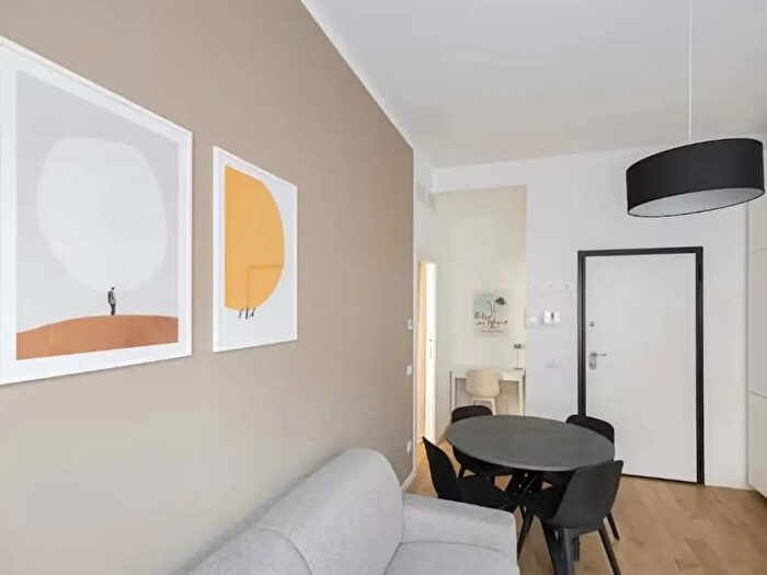 Appartamento monolocale in affitto in Via Lomazzo, Milano