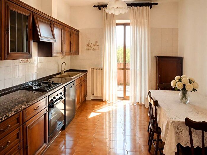 Appartamento quadrilocale in affitto in Via Roma, Mestre, Venezia