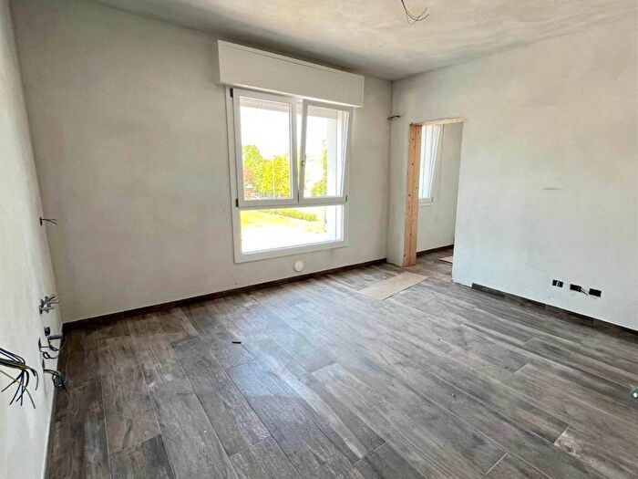 Appartamento quadrilocale in affitto in Villamarzana