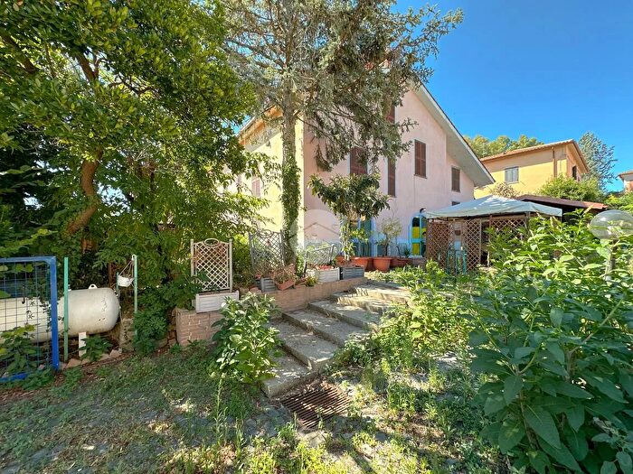 Casa con 5 locali in vendita in Via di Valle Chiesa, Frascati