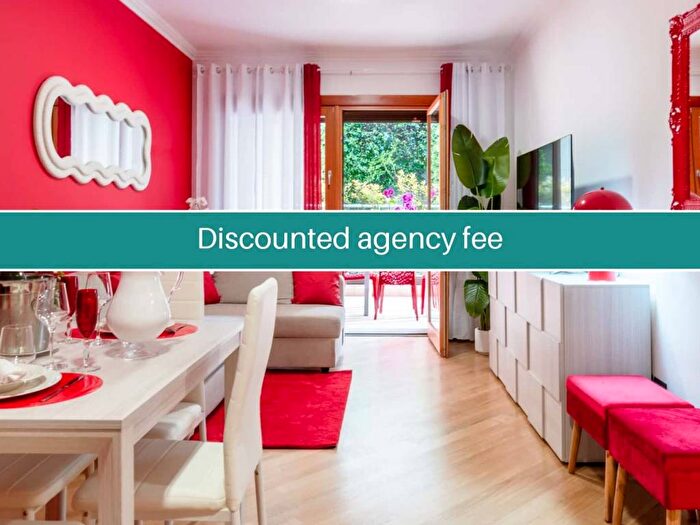 Appartamento bilocale in affitto in Viale della Grande Muraglia, Torrino, Roma