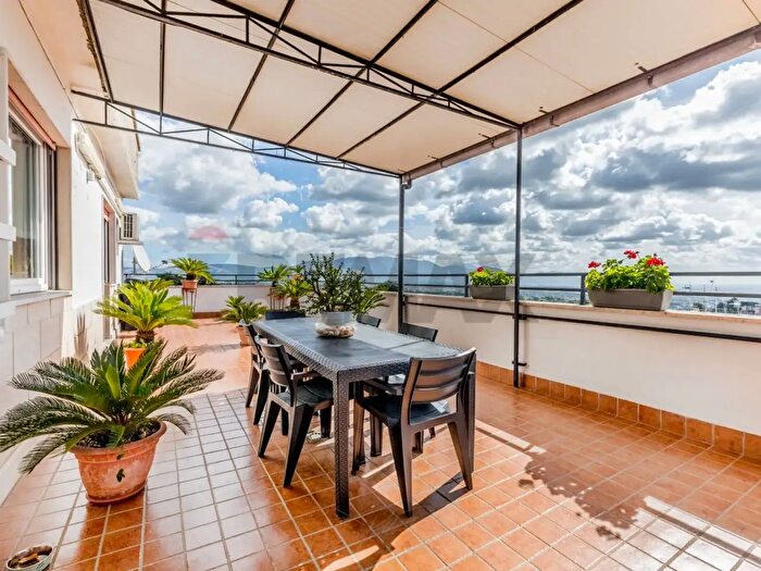 Appartamento trilocale in vendita in Velletri